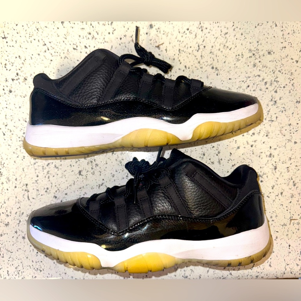 Nike Air Jordan 11 Low Retro Black/White Men’s Shoes